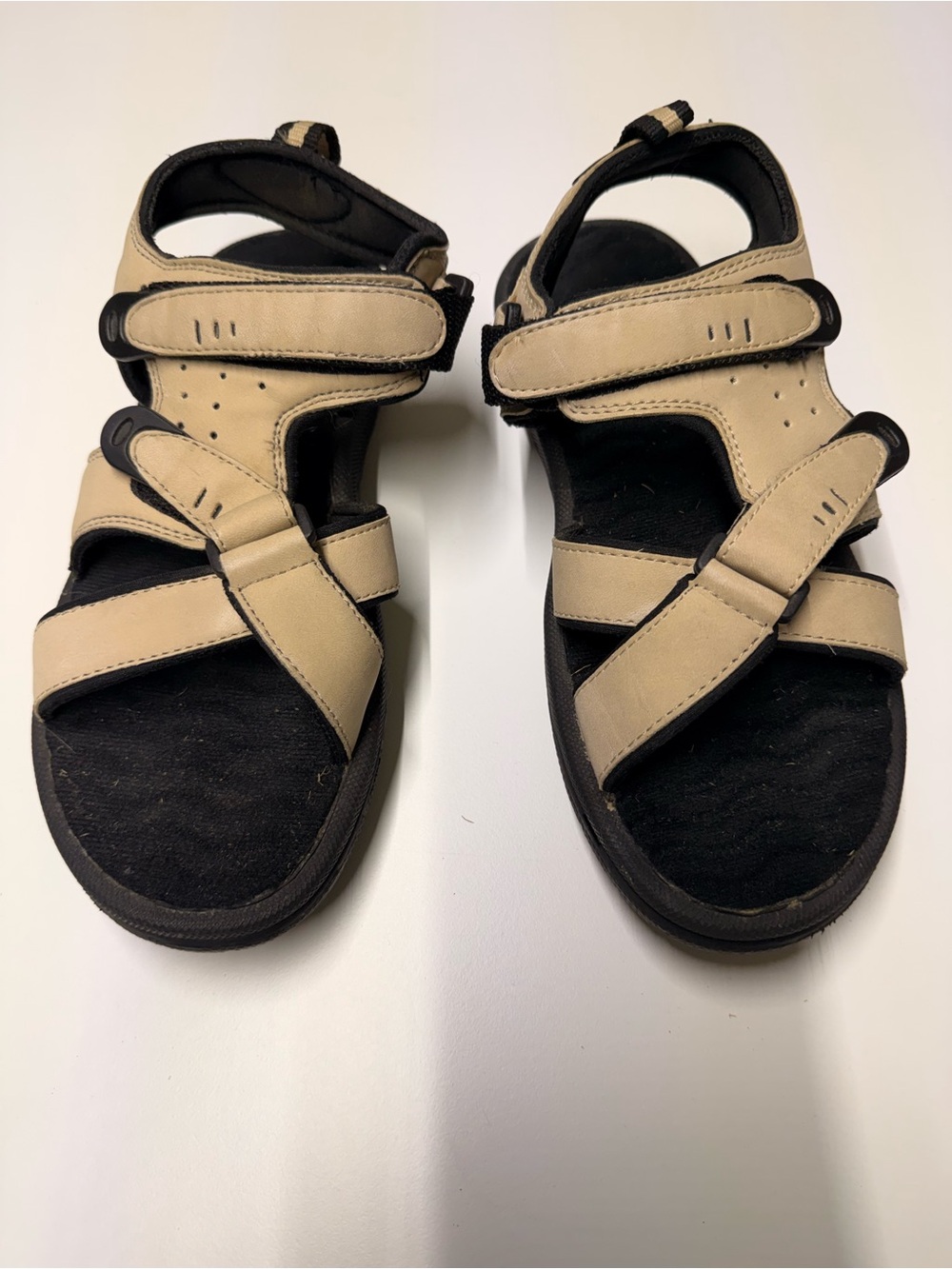 Women’s Golf Sandals with Adjustable Straps